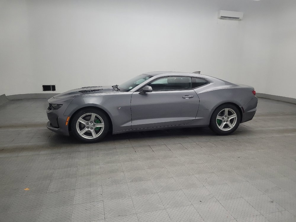 Used 2021 Chevrolet Camaro LT w/ Technology Package RWD image 2