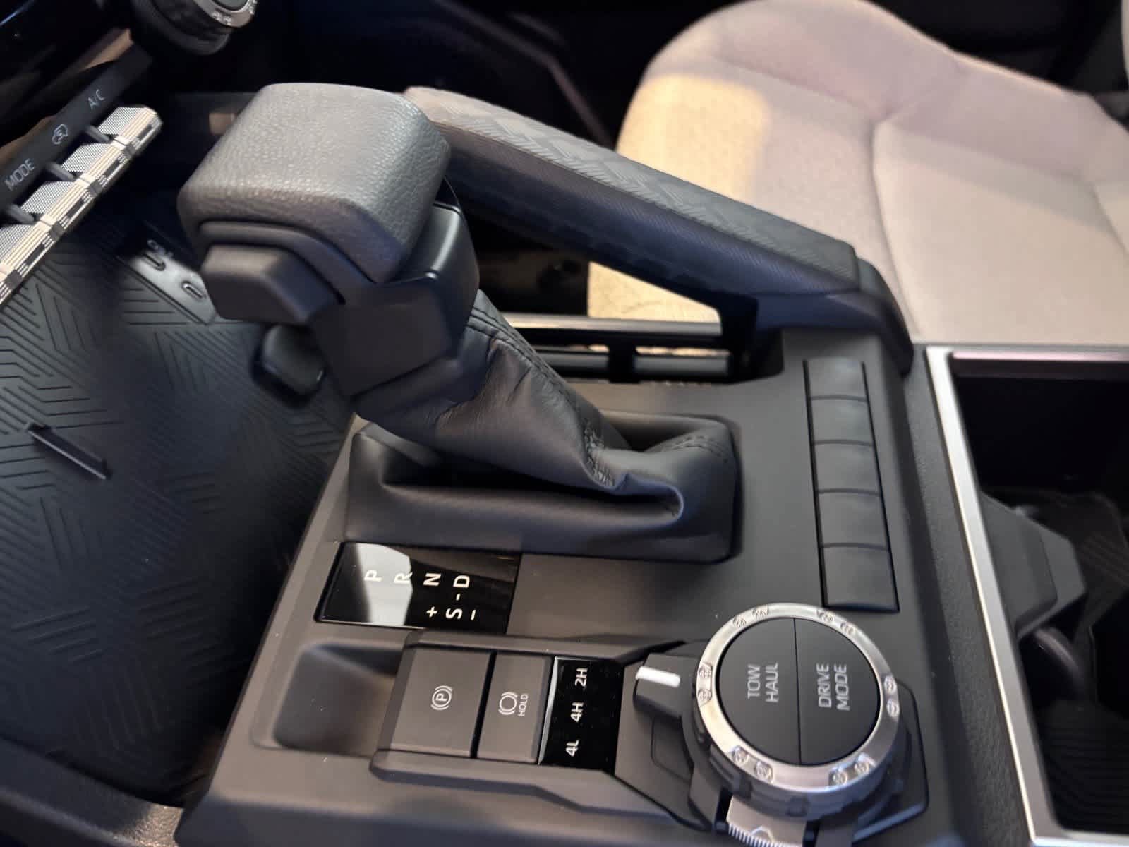 New 2026 Toyota 4Runner SR5 AWD/4WD image 21