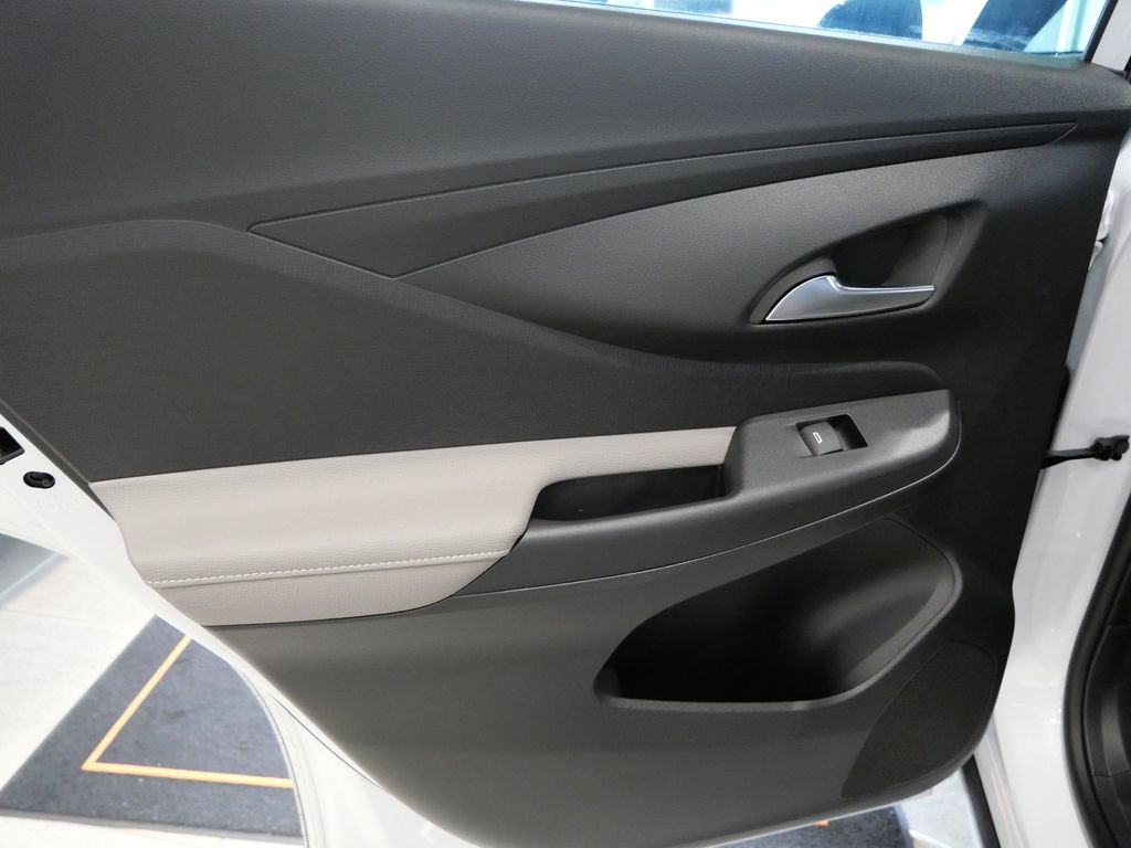 New 2026 Buick Envista Sport Touring FWD image 16