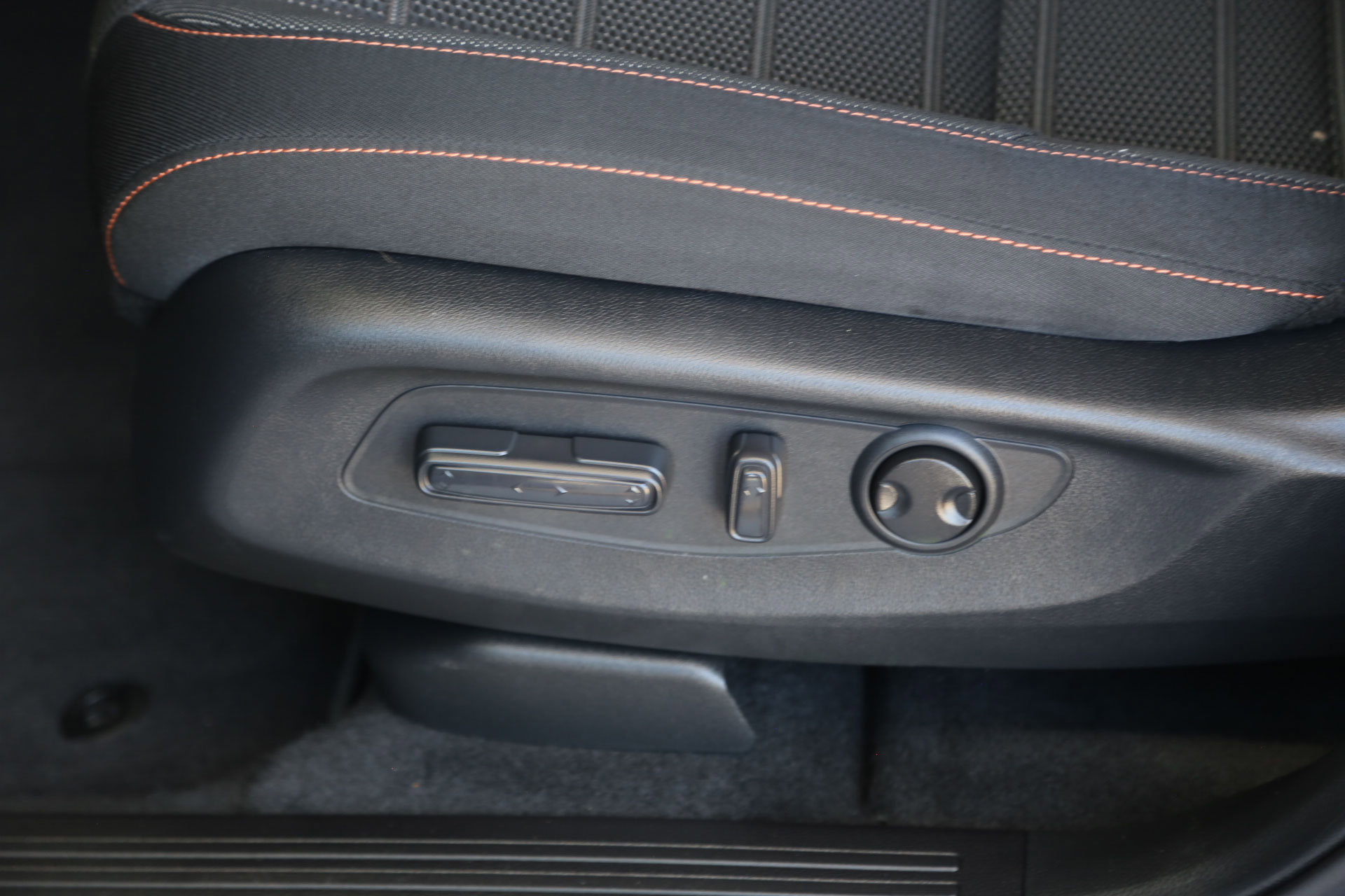 Certified 2025 Honda CR-V Sport image 24