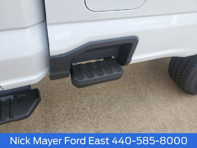 New 2027 Ford F350 XL w/ XL Chrome Package AWD/4WD image 13