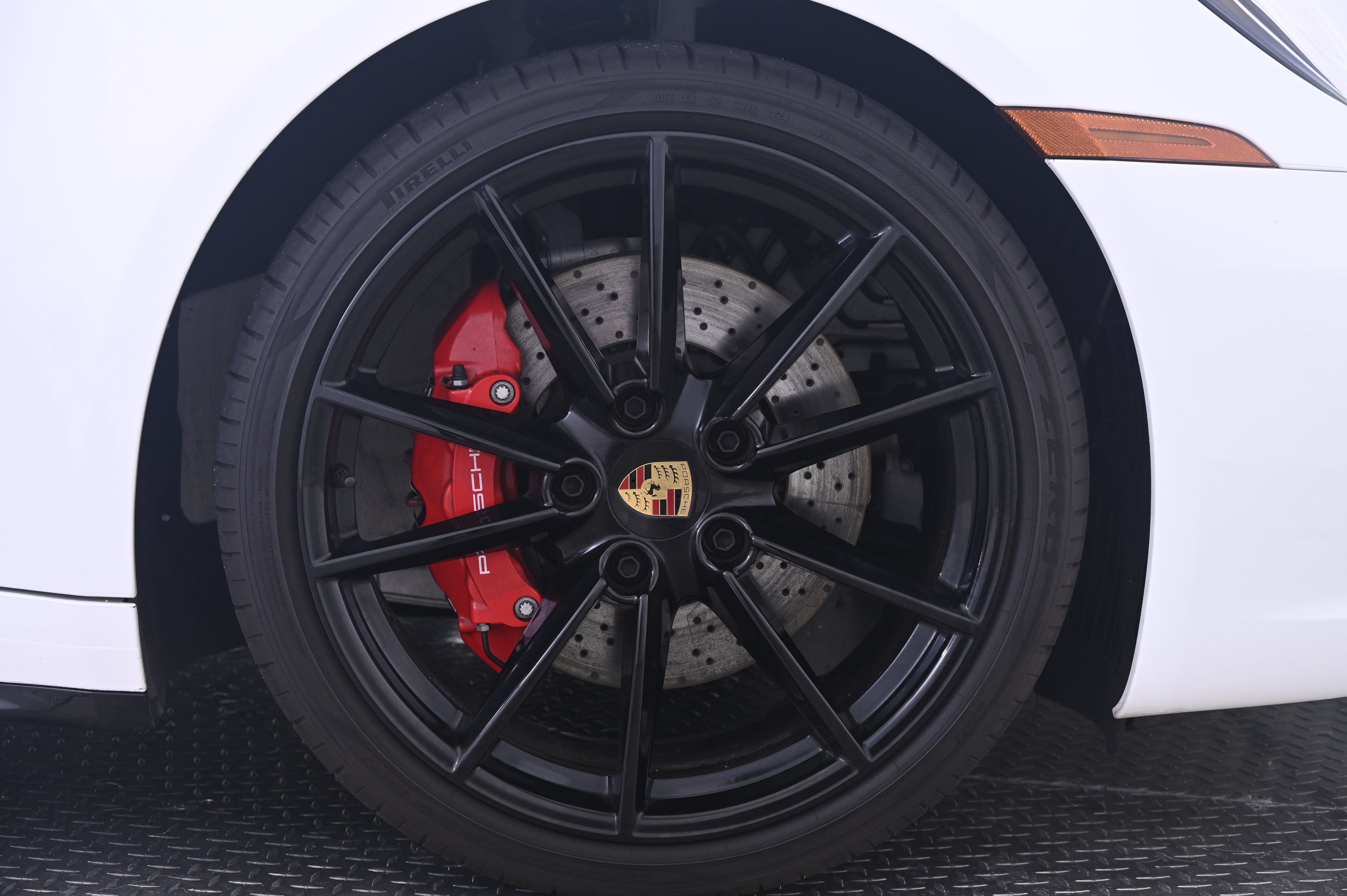 Certified 2024 Porsche 911 Targa 4S AWD/4WD image 18