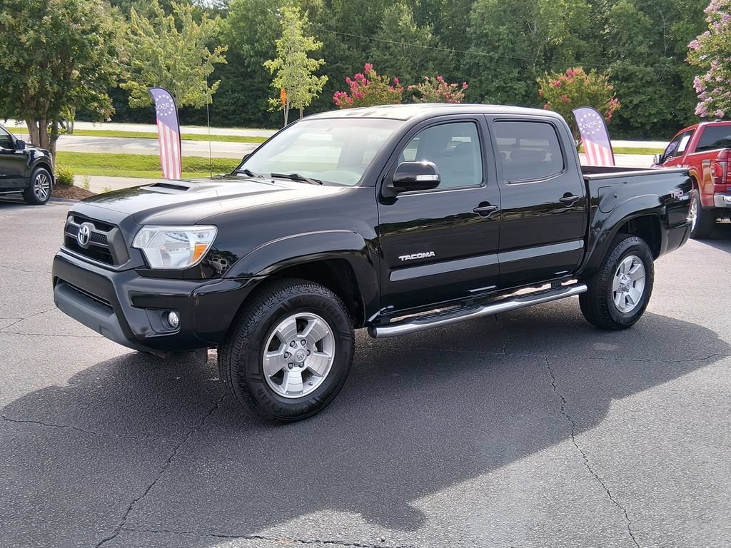 Used 2013 Toyota Tacoma 4x4 Double Cab w/ TRD Sport Pkg image 8