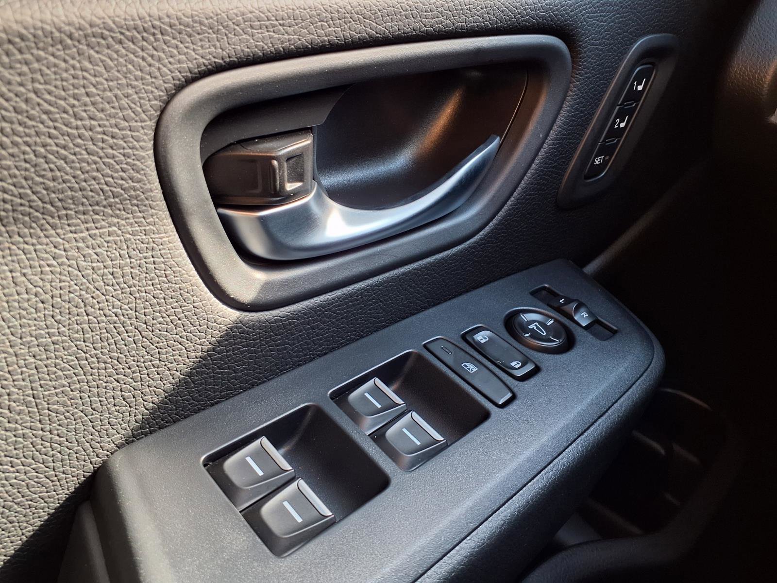Certified 2026 Honda Pilot EX-L image 10