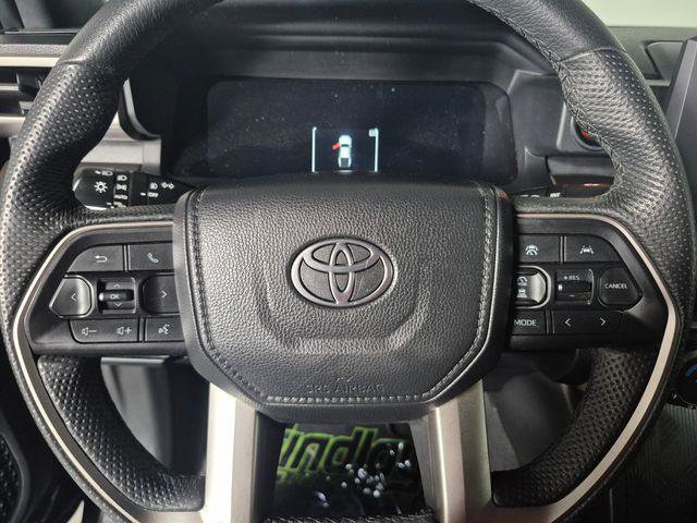 Certified 2024 Toyota Tacoma TRD Off-Road AWD/4WD image 18