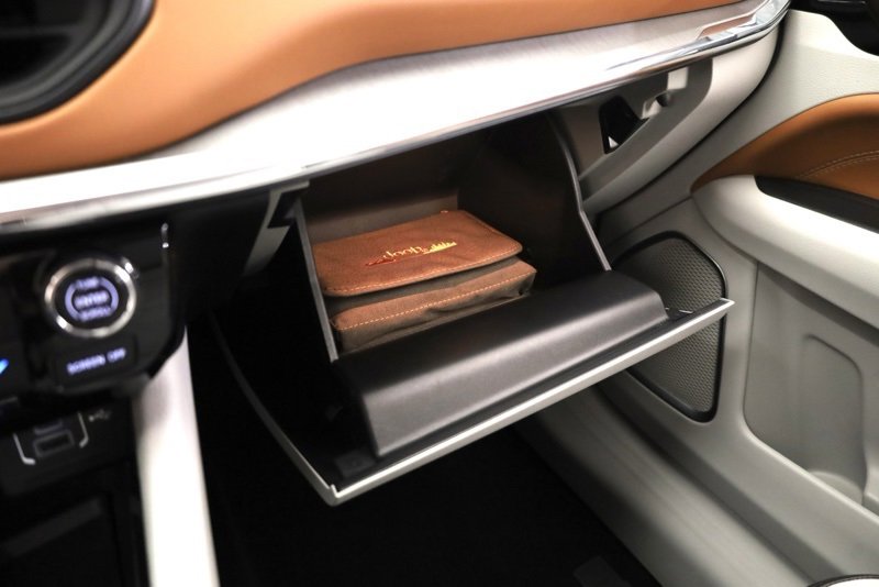 Used 2022 Jeep Compass Limited image 24