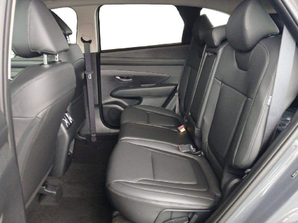 New 2026 Hyundai Tucson SEL FWD image 13