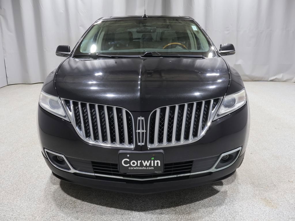 Used 2013 Lincoln MKX FWD image 6