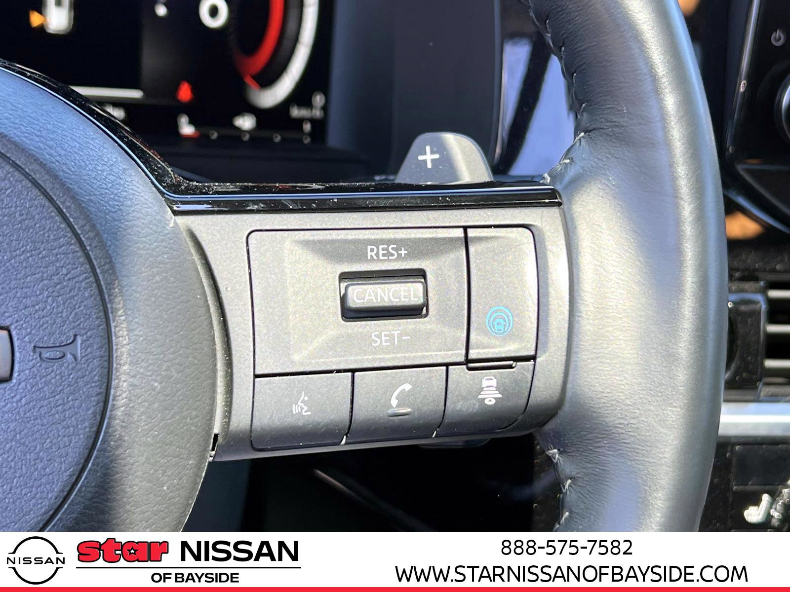 Used 2023 Nissan Pathfinder Platinum w/ Lighting Package (N93) image 21