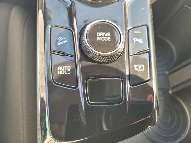 Used 2025 Kia Sportage LX image 25