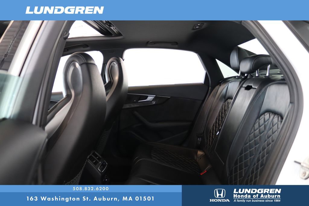 Used 2019 Audi S4 Premium Plus w/ Premium Plus Package AWD/4WD image 17