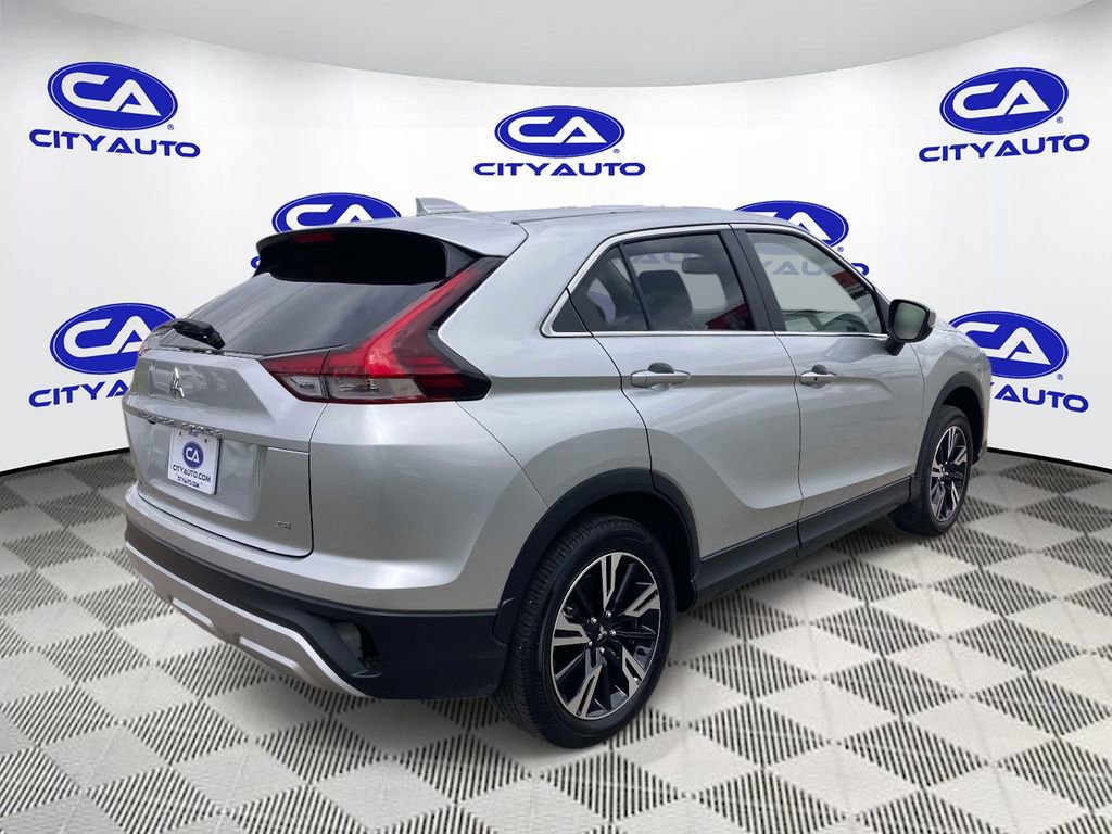 Used 2025 Mitsubishi Eclipse Cross SE image 3