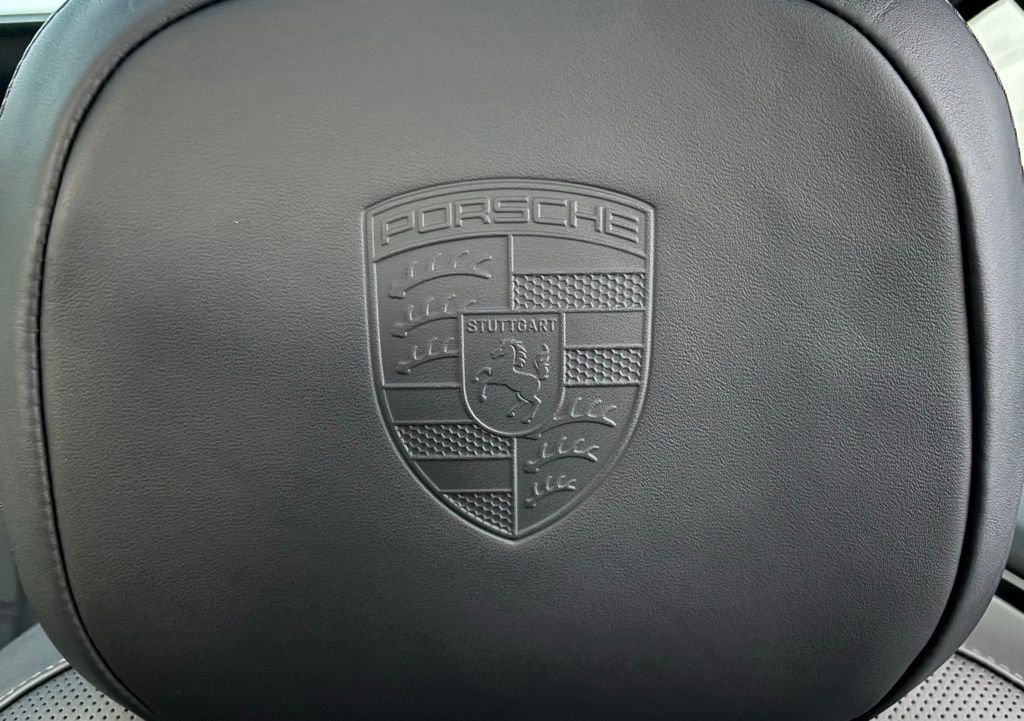 New 2026 Porsche Cayenne Coupe image 18