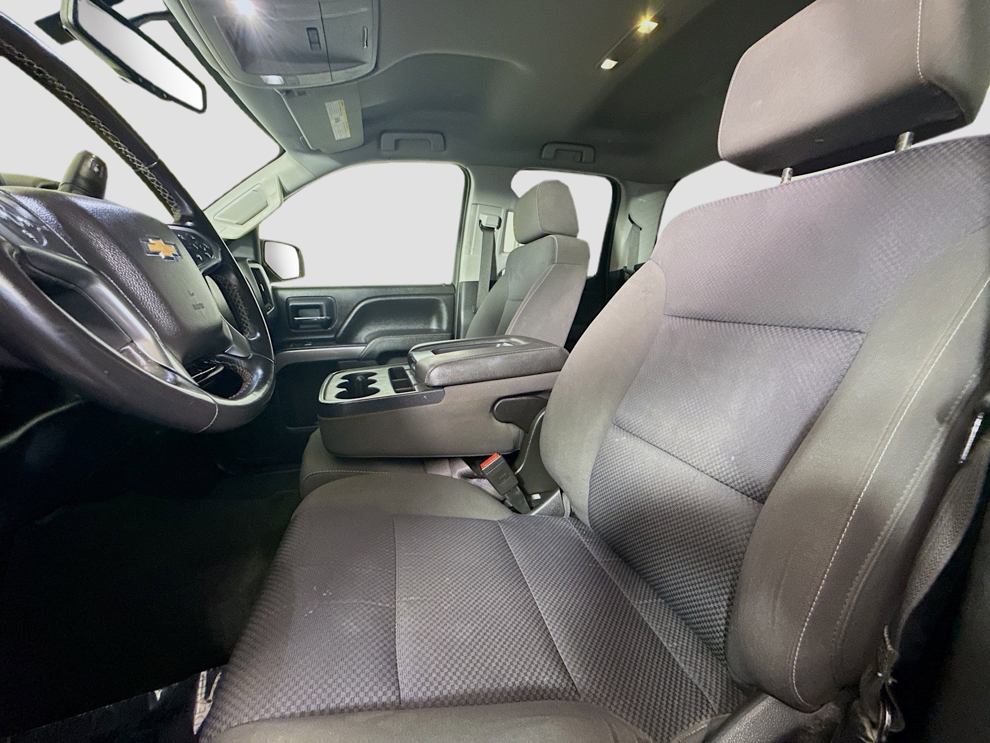 Used 2018 Chevrolet Silverado 1500 LT w/ All Star Edition image 21