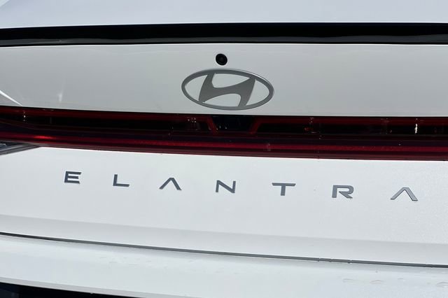 New 2026 Hyundai Elantra SEL Sport image 9
