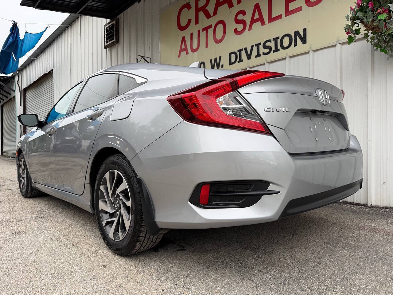 Used 2018 Honda Civic EX image 10