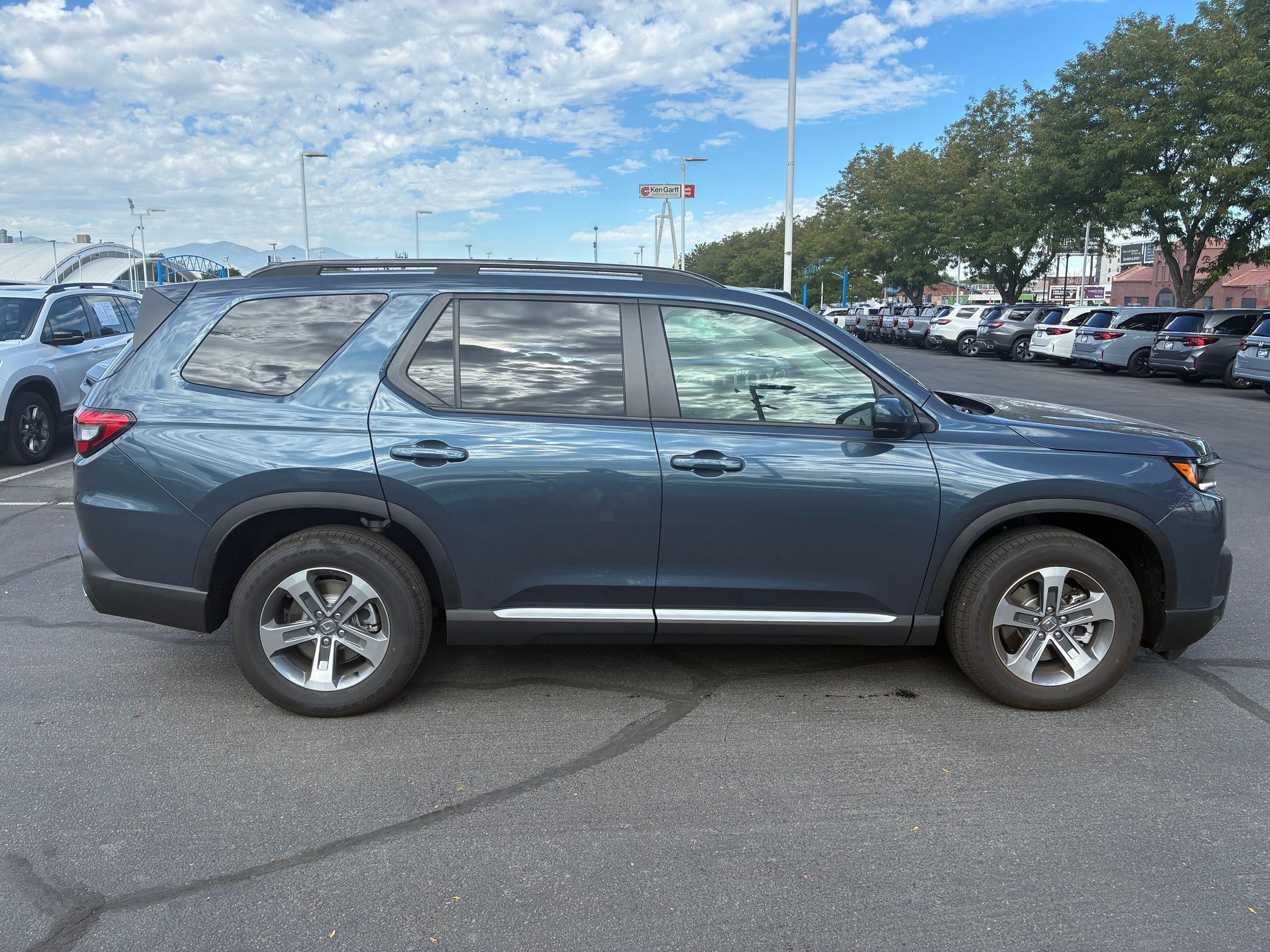 Used 2026 Honda Pilot EX-L image 2