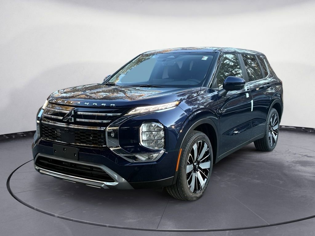New 2026 Mitsubishi Outlander SE image 1