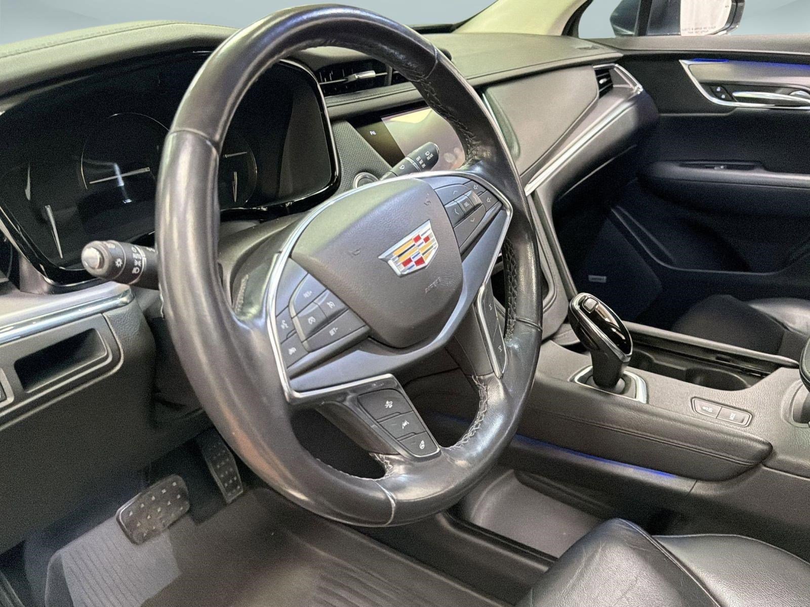 Used 2019 Cadillac XT5 Premium Luxury image 4