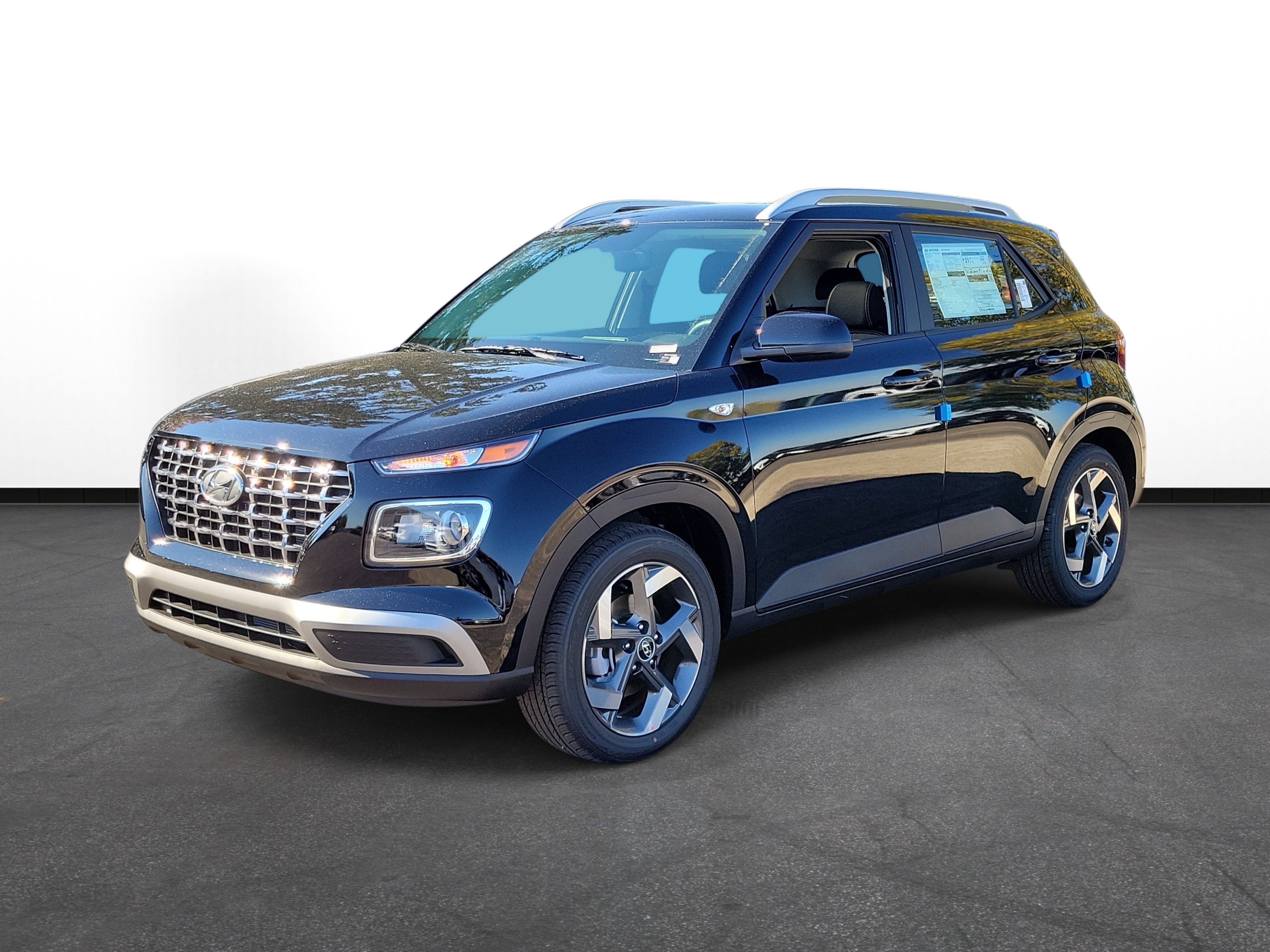 New 2026 Hyundai Venue SEL FWD image 2