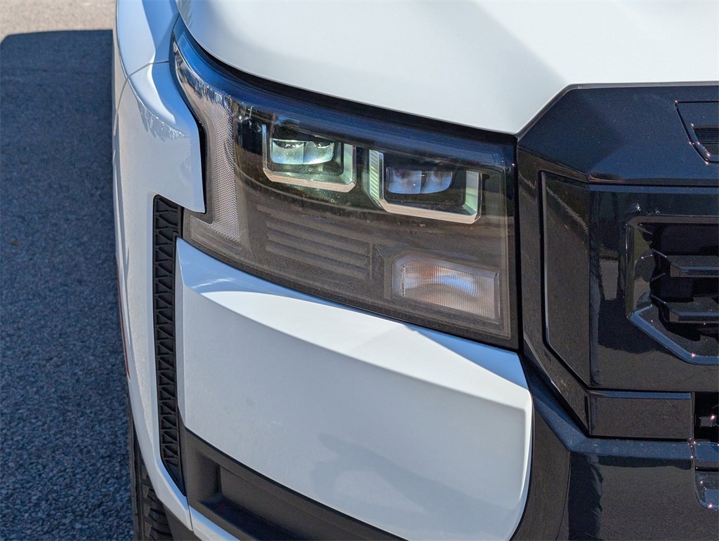 New 2026 Nissan Frontier SV image 9