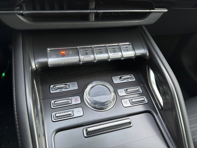 New 2026 Lincoln Nautilus Reserve image 18