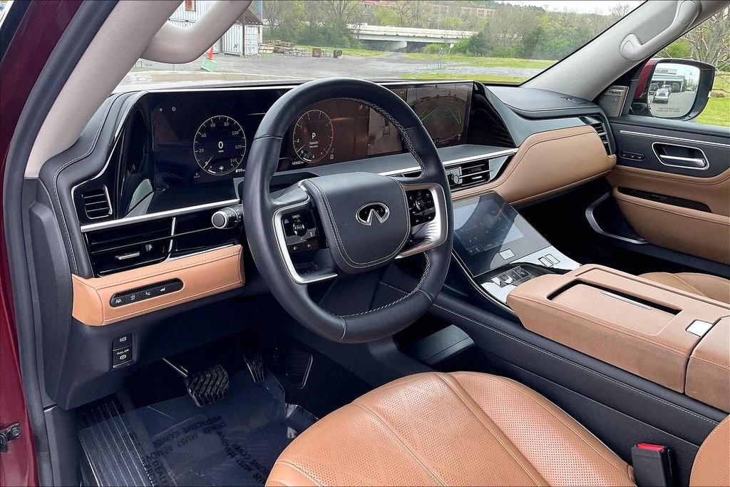 Used 2025 INFINITI QX80 Sensory AWD/4WD image 19