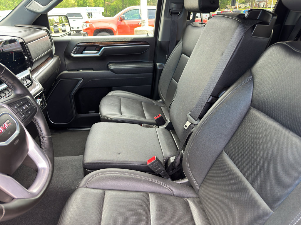 Used 2025 GMC Sierra 1500 SLT image 18