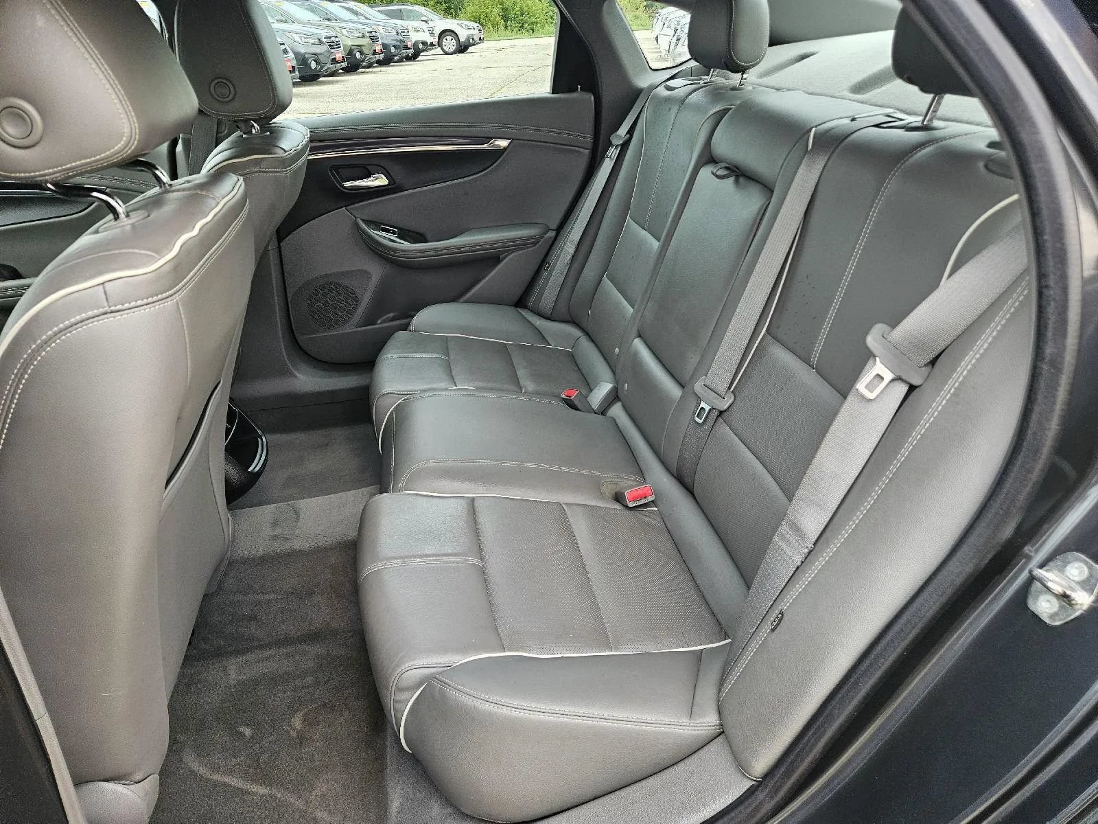 Used 2015 Chevrolet Impala LTZ FWD image 17