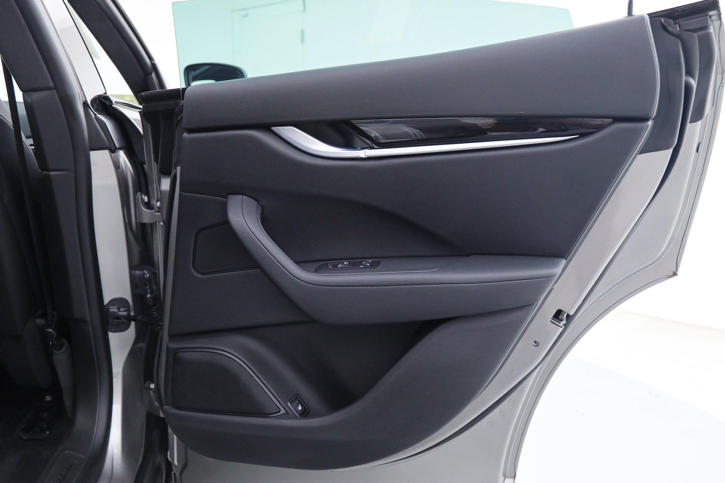 Certified 2022 Maserati Levante GT AWD/4WD image 14