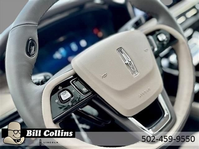 New 2024 Lincoln Corsair Reserve w/ Equipment Group 201A AWD/4WD image 13