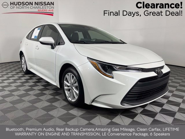 Used 2023 Toyota Corolla LE w/ LE Convenience Package FWD image 1