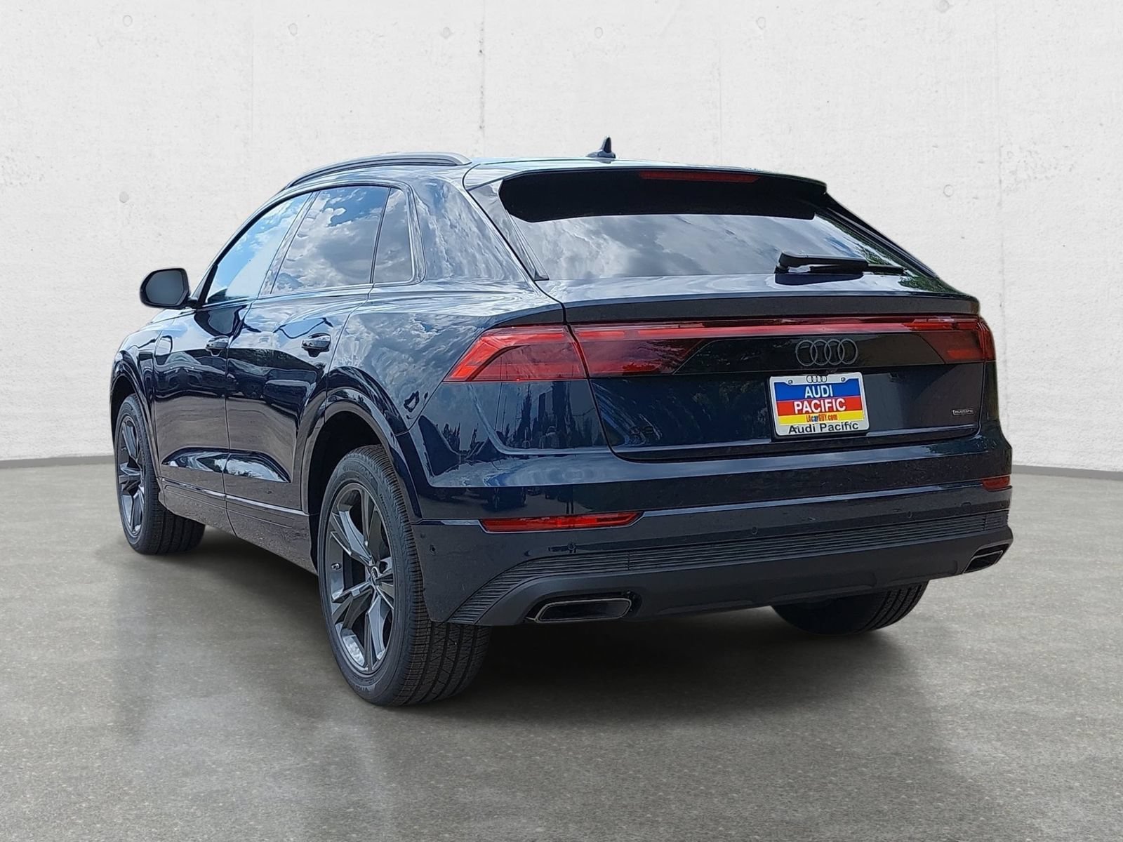 New 2026 Audi Q8 Premium AWD/4WD image 7