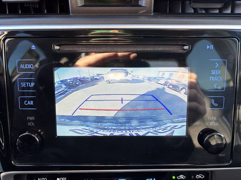 Used 2017 Toyota Corolla SE w/ Body Protection Package image 18