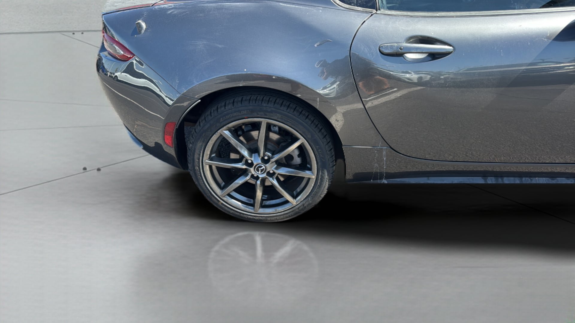 Used 2017 MAZDA MX-5 Miata RF Grand Touring RWD image 35