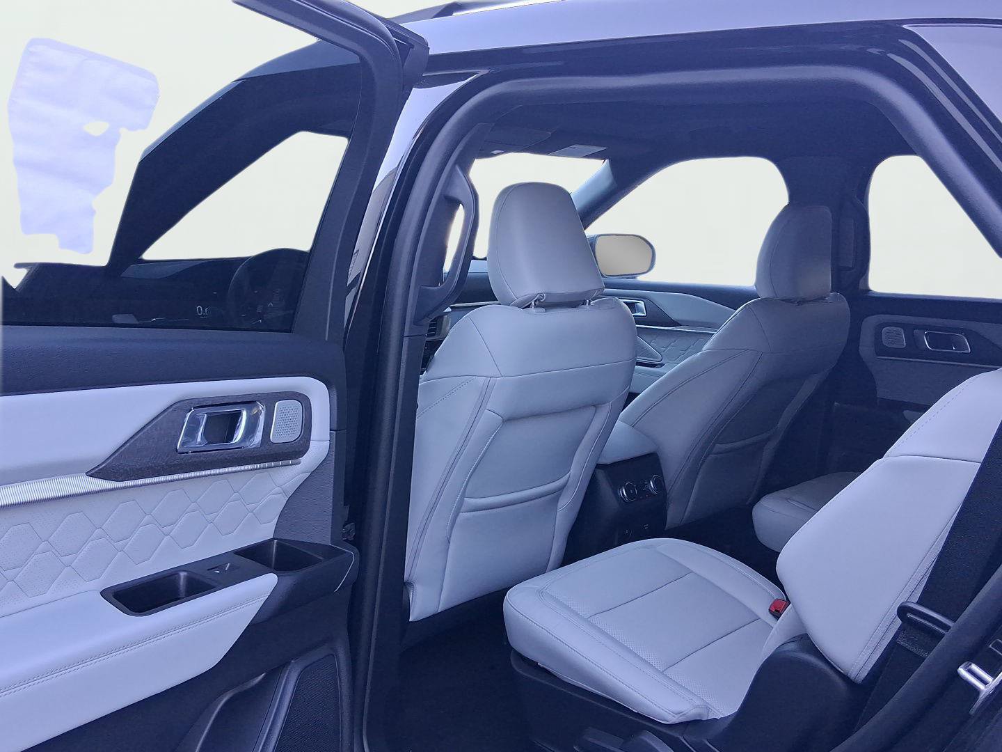 New 2027 Ford Explorer Platinum w/ 3.0L Ultimate Package AWD/4WD image 24