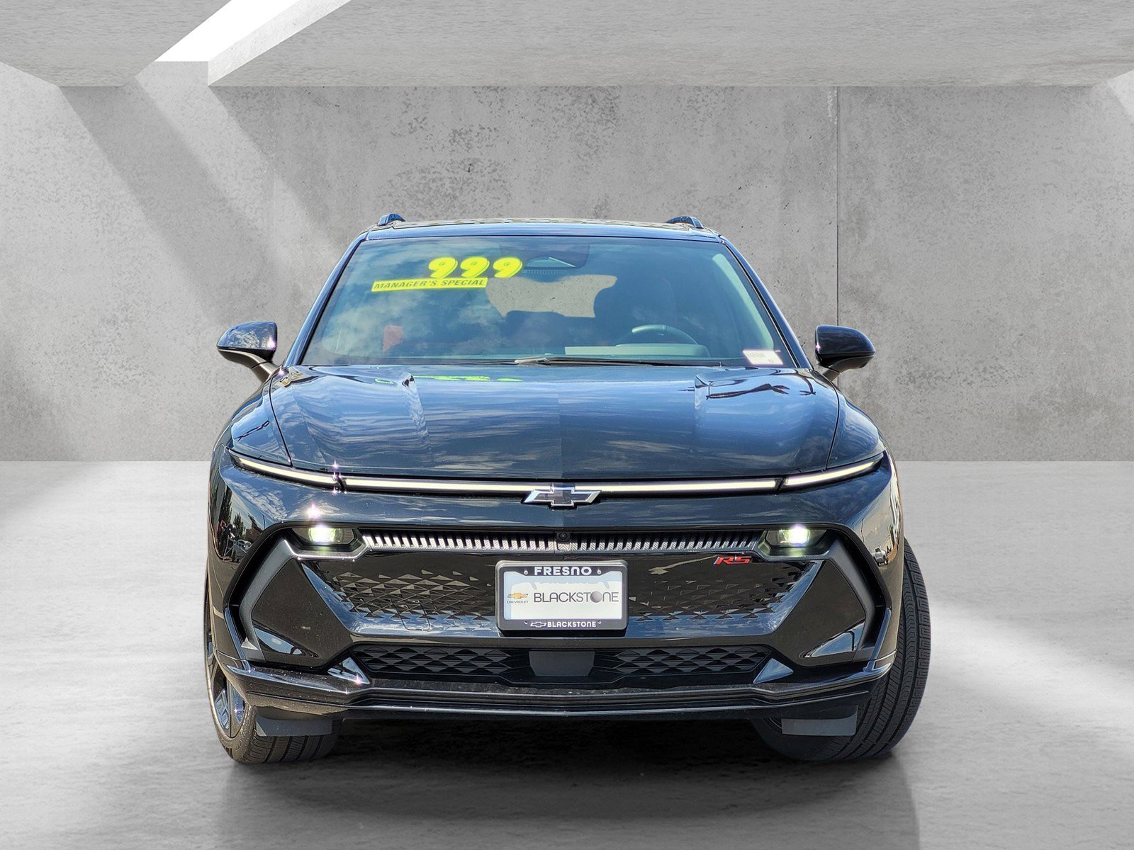 Used 2026 Chevrolet Equinox EV RS FWD image 2
