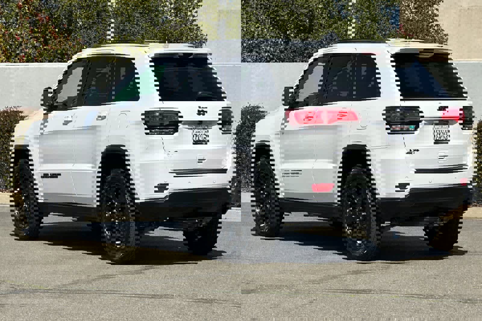 Used 2019 Jeep Grand Cherokee Laredo image 7