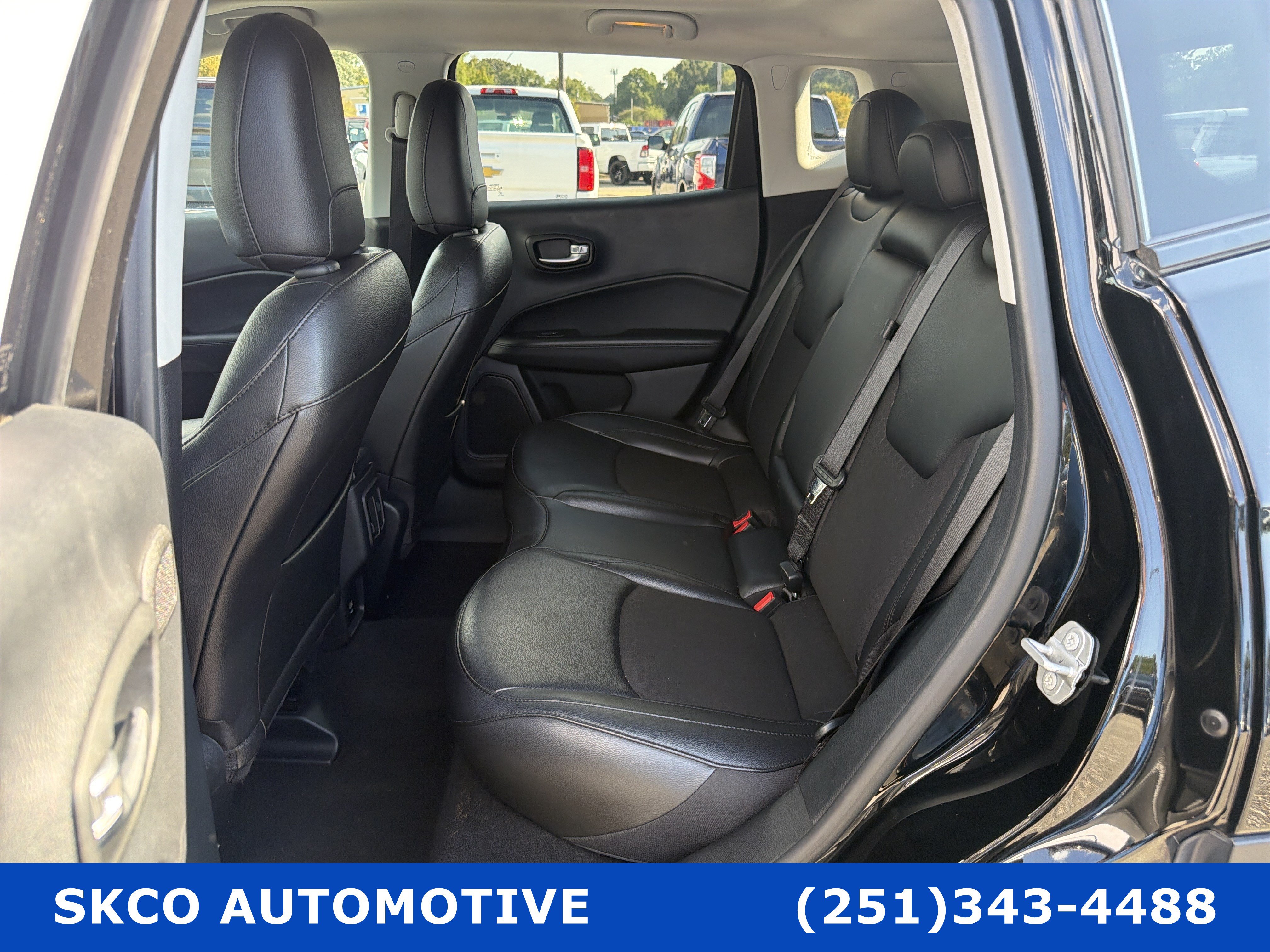 Used 2021 Jeep Compass Latitude w/ Sun and Sound Group AWD/4WD image 14