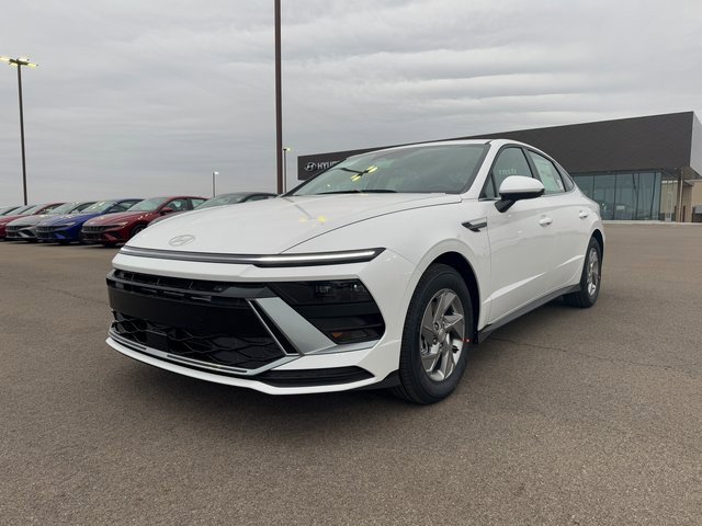 New 2025 Hyundai Sonata SE image 3