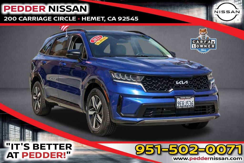 Used 2023 Kia Sorento S w/ Panoramic Sunroof Package FWD image 1