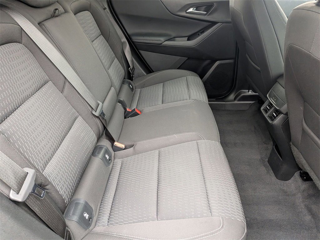 Used 2025 Chevrolet Equinox LT image 30