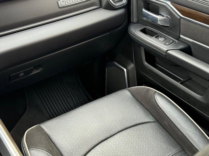 Used 2024 RAM 3500 Laramie image 13