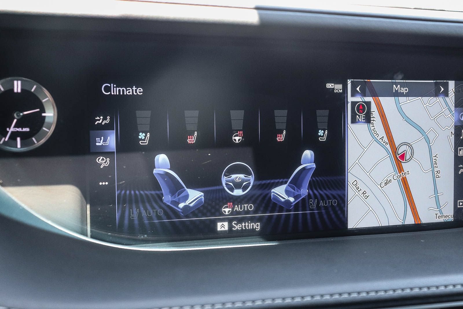 Used 2018 Lexus LS 500 F Sport w/ Accessory Package (Z2) RWD image 27