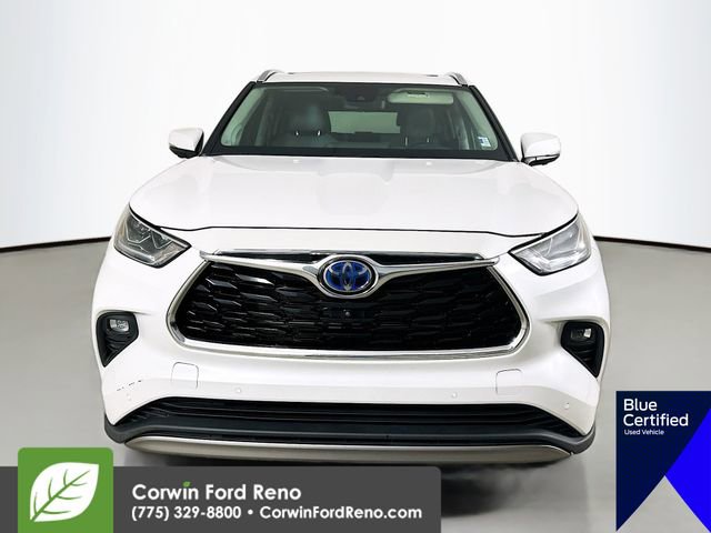 Used 2023 Toyota Highlander Platinum image 2
