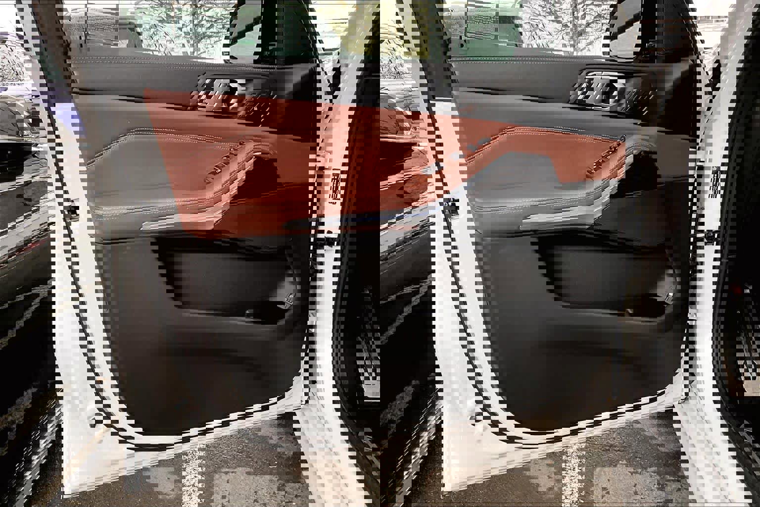 Used 2023 BMW X5 xDrive45e w/ Executive Package image 22