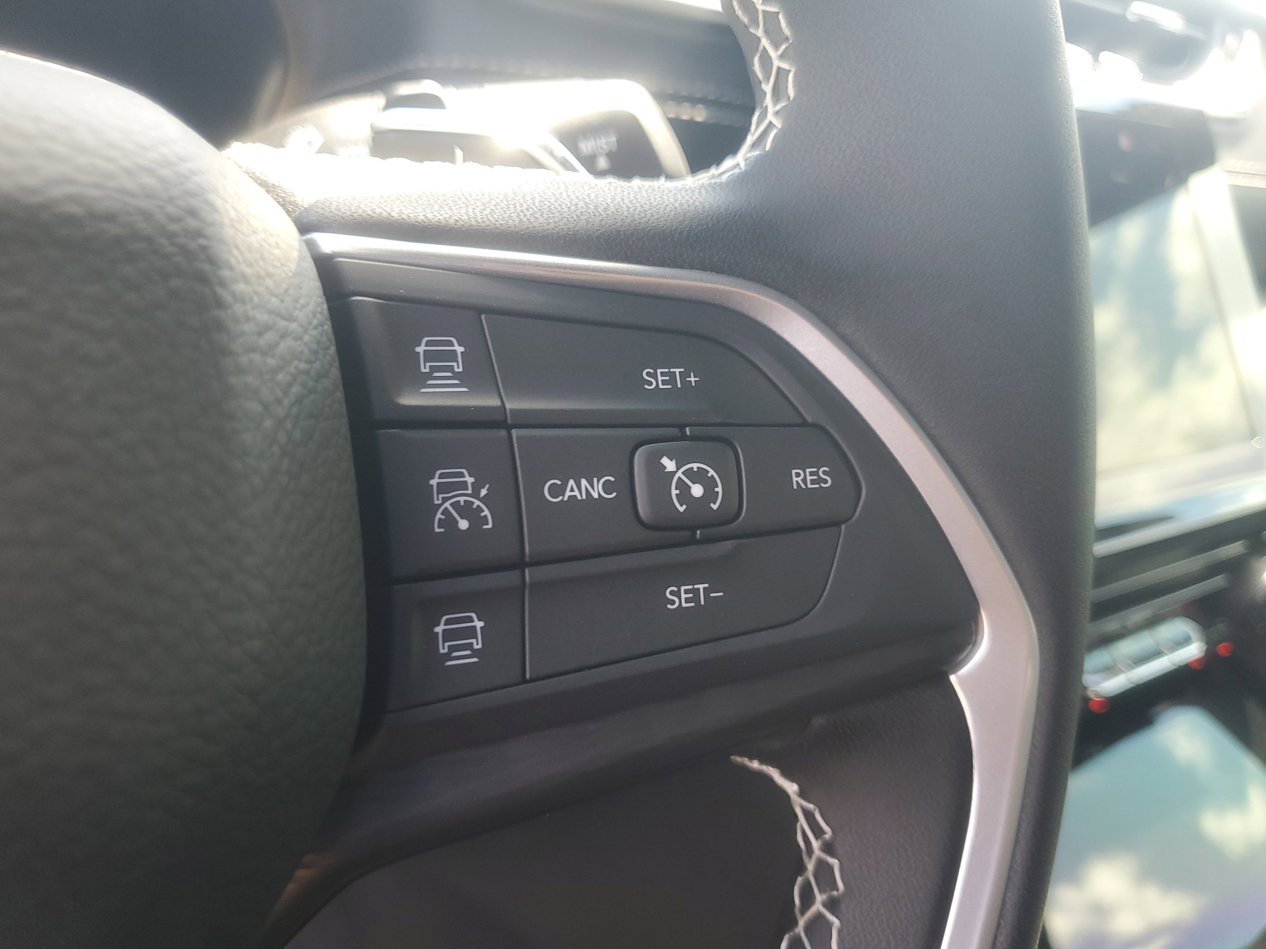 New 2026 Jeep Grand Cherokee Laredo RWD image 14