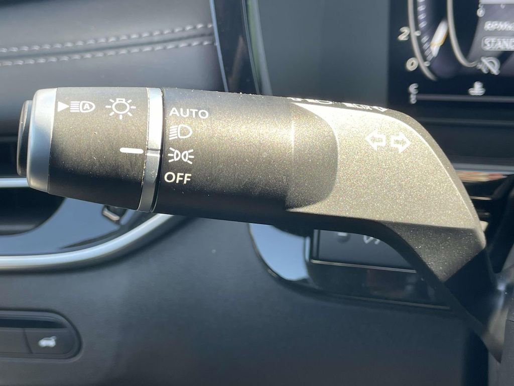 Used 2025 INFINITI QX60 Luxe w/ Vision Package image 23