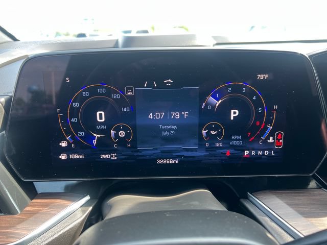 Certified 2025 Chevrolet Suburban Z71 AWD/4WD image 21
