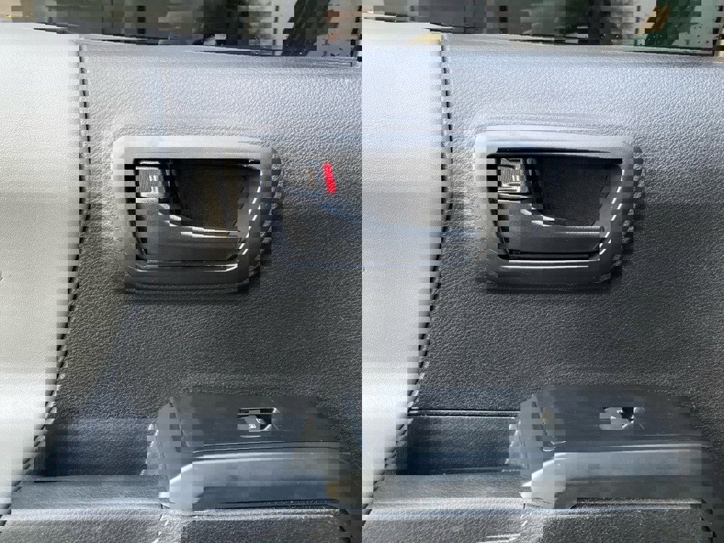 Used 2023 Toyota Tacoma SR image 12